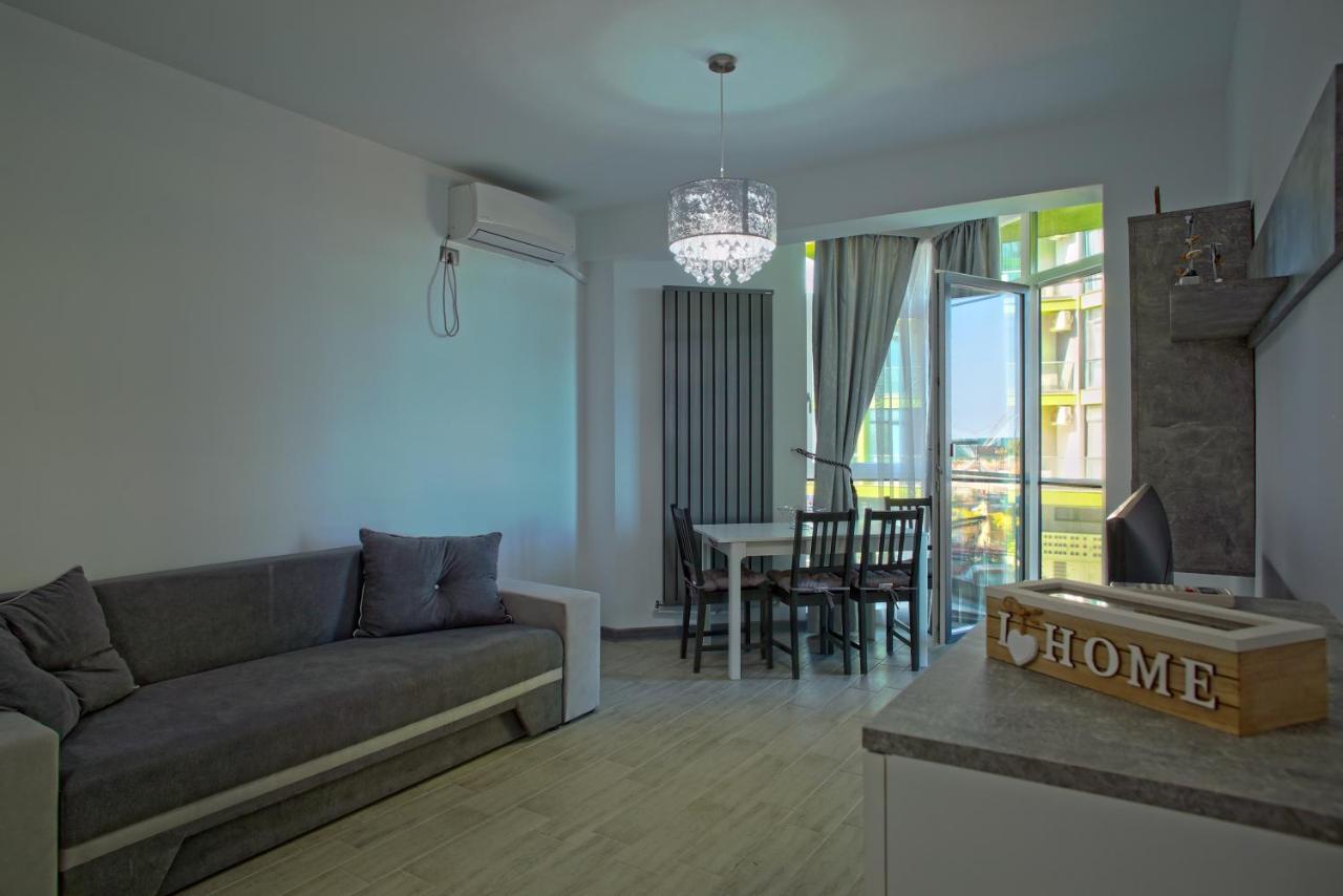 Isabelle Apartament Alezzi Beach Resort Mamaia Nord นาโวดาริ ภายนอก รูปภาพ